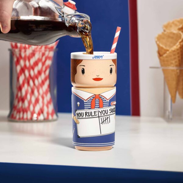 ROBIN BUCKLEY Stranger Things Cosplay Tasse COSCUPS
